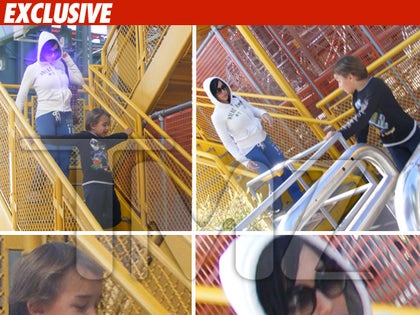 0424_nadya_suleman_cali_adventure_EX