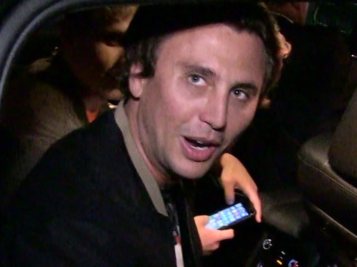 0803-jonathan cheban-tmz-01