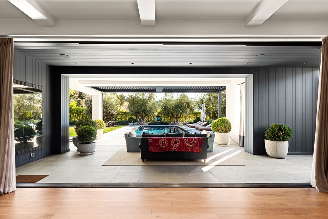 Lori Loughlin & Mossimo Home 41