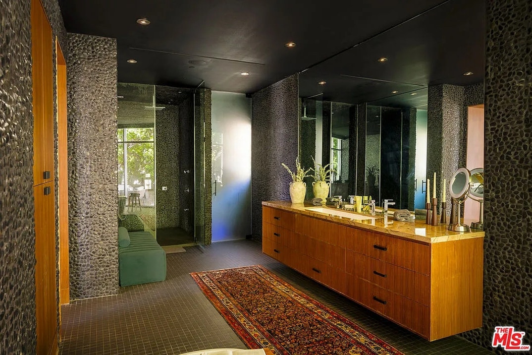 Christine Quinn and Christian Dumontet Home 16