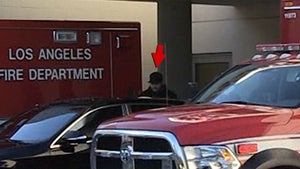 Rob Kardashian Leaves Hospital After Diabetes Scare (VIDEO)