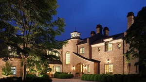 Tom Brady Puts $40 MIL, Boston-Area Mansion Up For Sale, Retirement Hint?!
