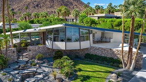 Elvis Presley's Honeymoon House in Palm Springs Finds Buyer