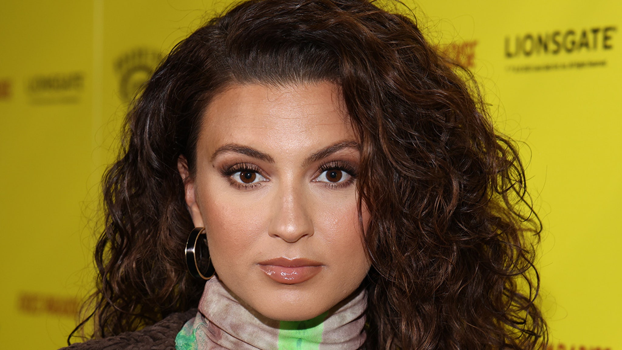 Tori Kelly's 'Feeling Stronger' After Blood Clot Hospitalization, Says ...