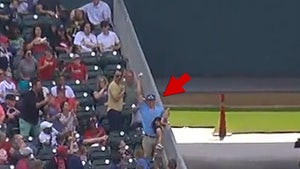 Atlanta Braves Fan Snags Home Run Ball While Holding Baby
