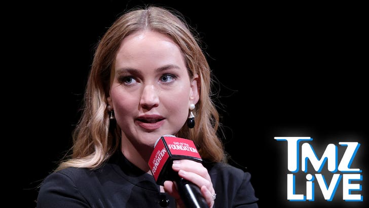 010826_live_jlaw_kal