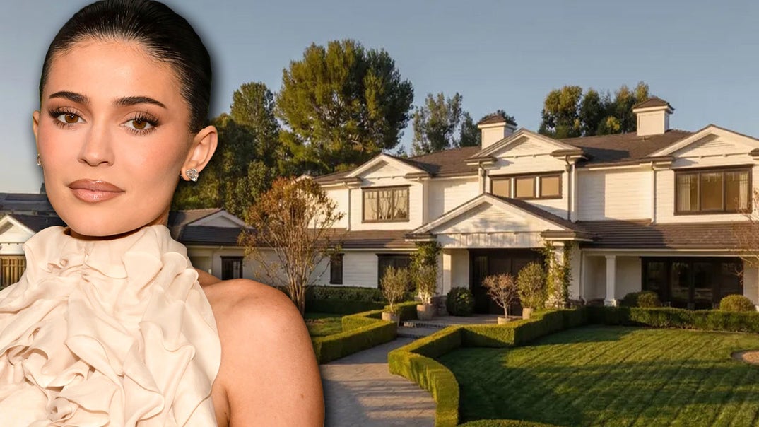 0914-Kylie-Jenner-Sells-Los-Angeles-Mansion-PRIMARY