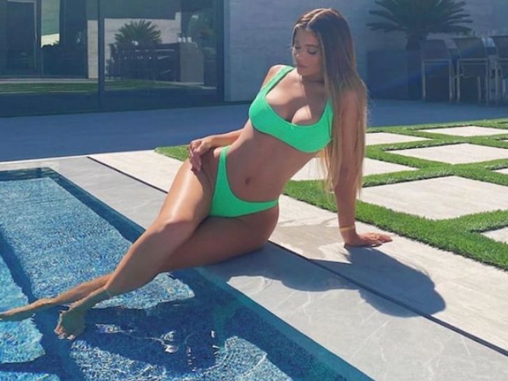 Kylie Jenner Aims to Conquer Swimwear and Beach Gear Business