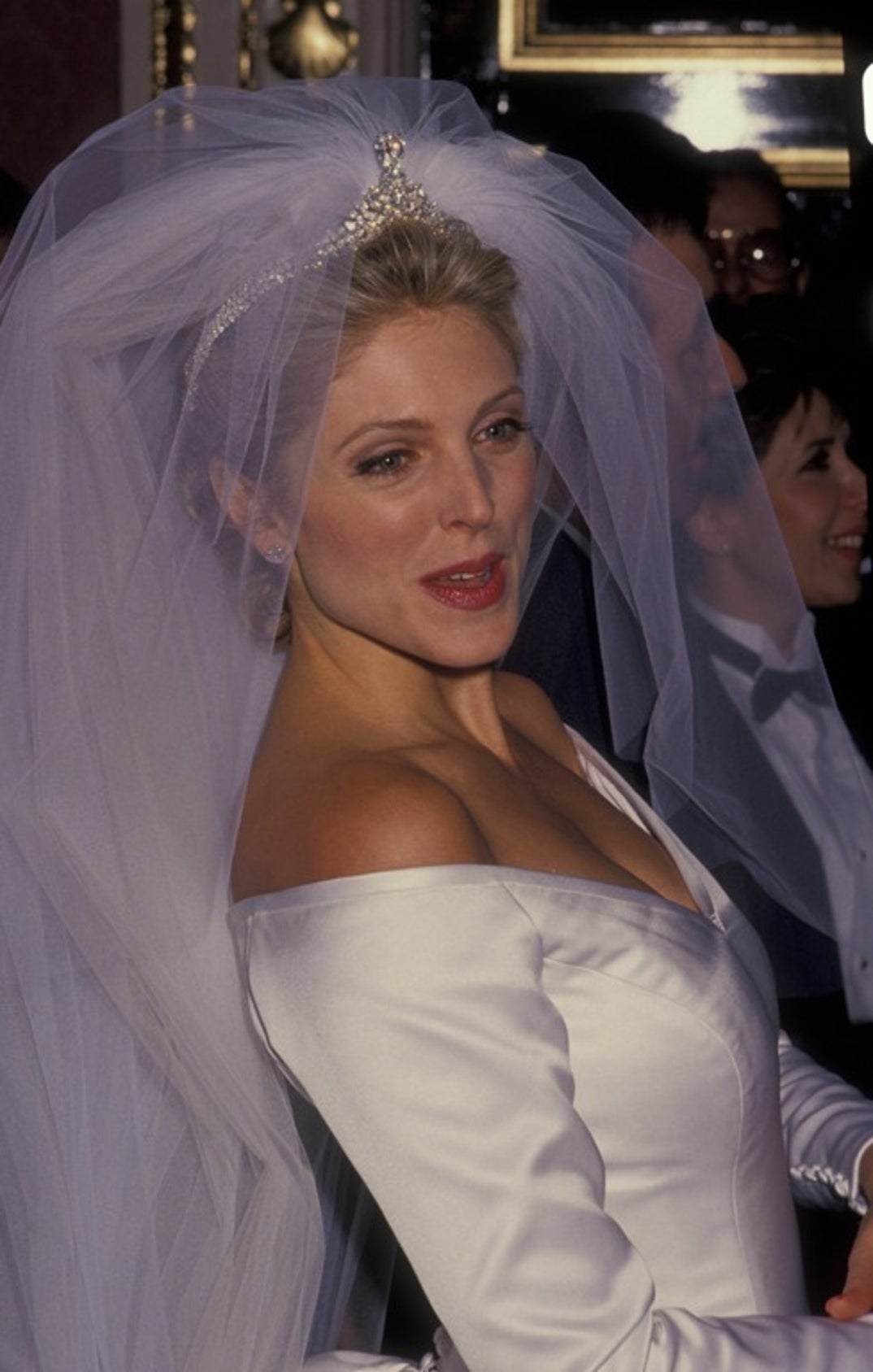 marla maples wedding dress designer History