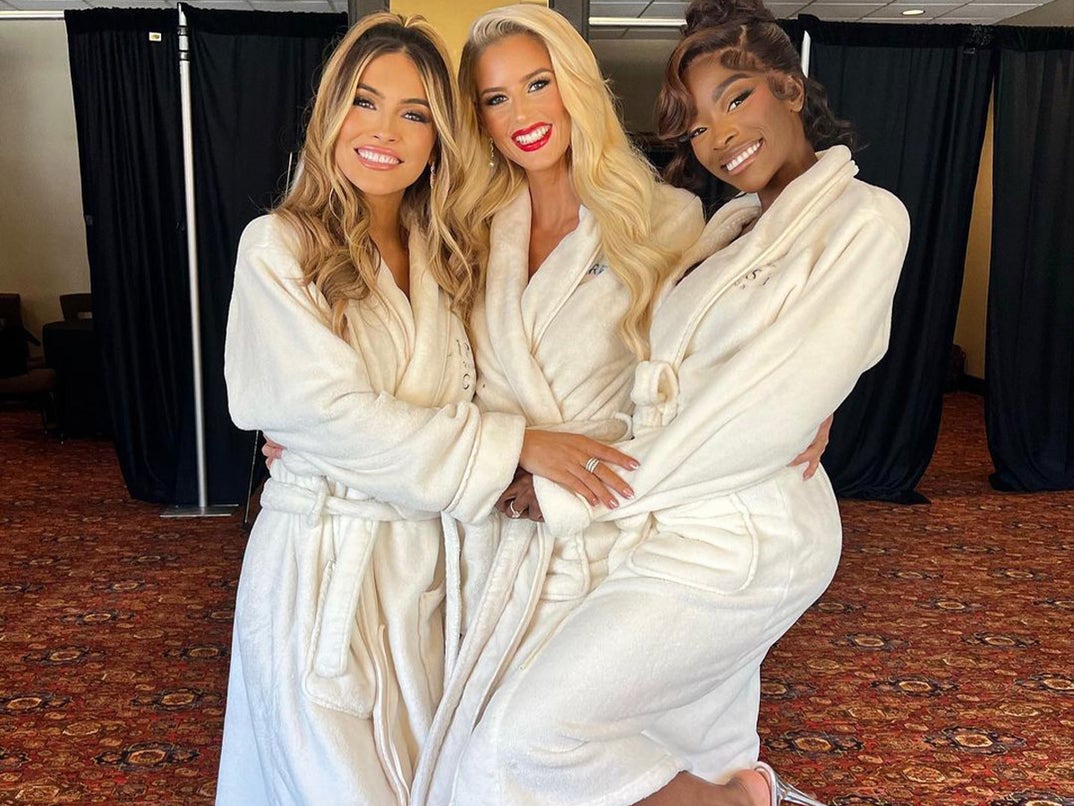 Chrishell Stause vs. Emma Hernan vs. Chelsea Lazkani -- Sexy Robes Edition