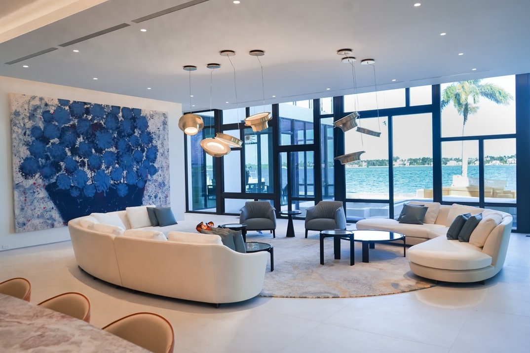 Hilary Musser Palm Beach Home For Sale 15