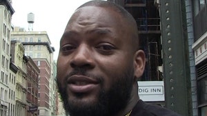 0203-Martellus Bennett-tmz-02