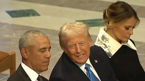 010925-obama-trump-smile