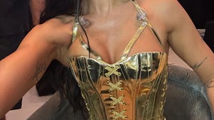 0908-Dua-Lipa-Corset-Guess-Who-hero
