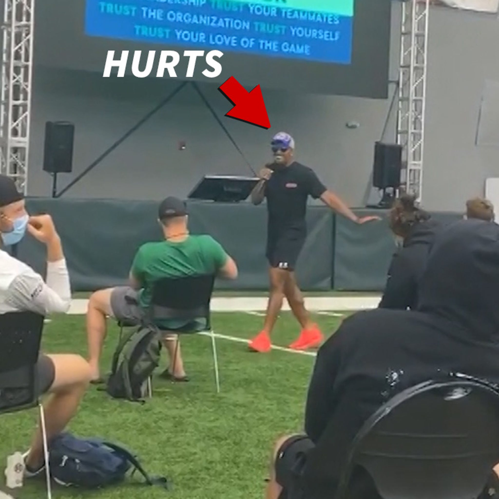 NFL training camp 2022: Eagles rookie Jordan Davis not happy video of him  bulldozing an OL went viral