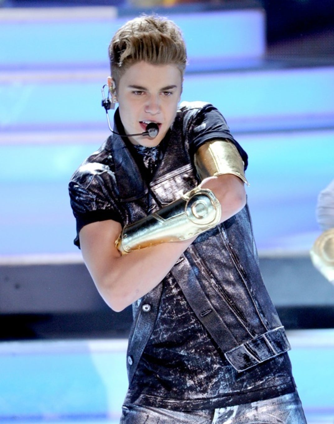 0119_justin_bieber_performance03