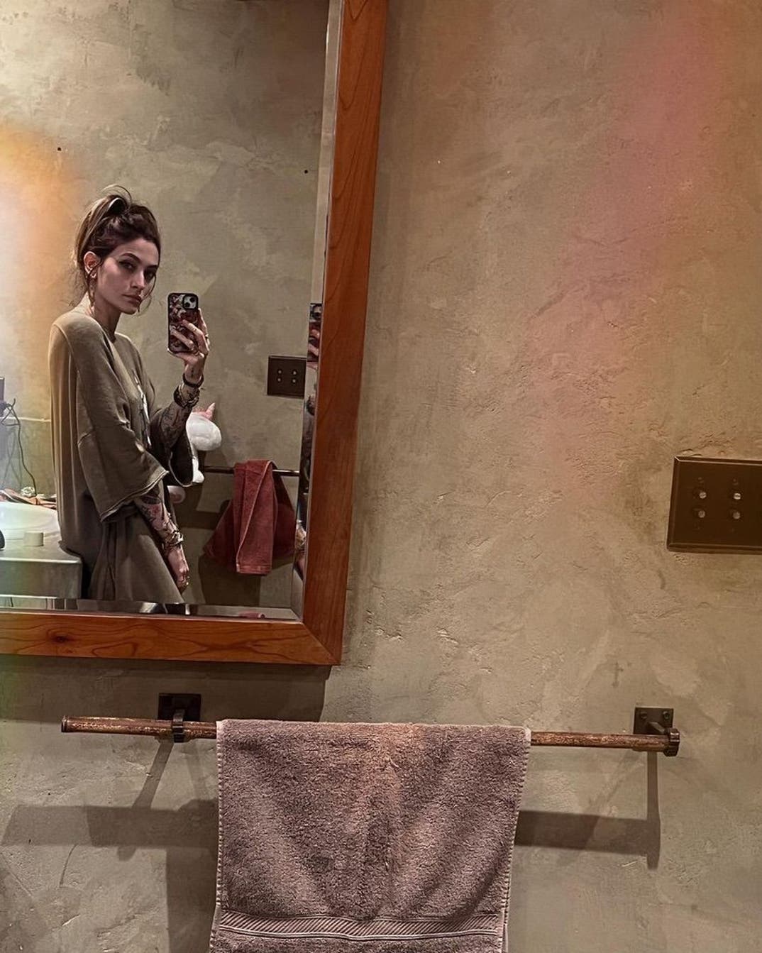 0829 Paris Jackson Social Shots 14