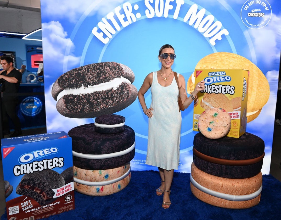 Oreo Cakesters Soft Life Pop Up Celebs 5