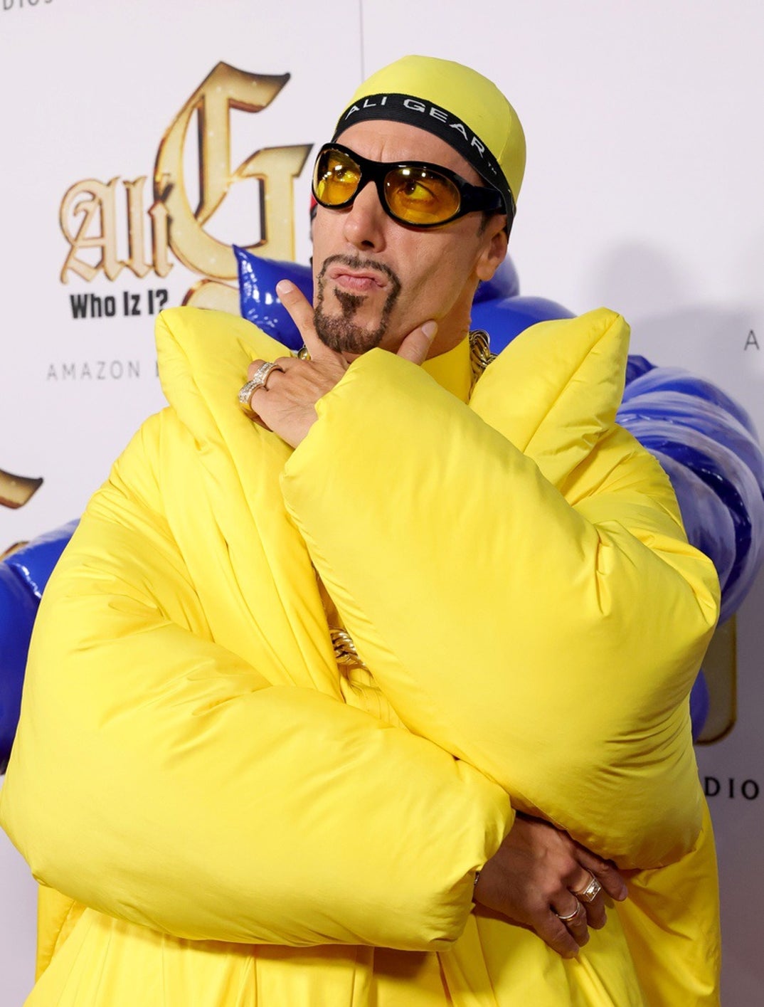 1015 Sasha Baron Cohen Who Iz I 2