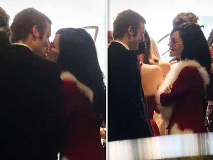 Lily-Allen-gallery-launch-splash-1