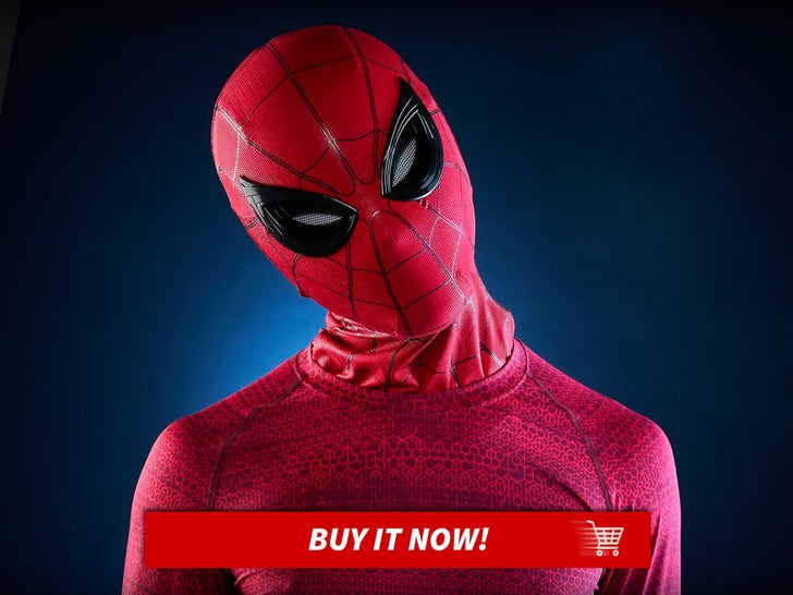 Spider-Man-Expressive-Mask-Marvel-Must-Haves-MAIN