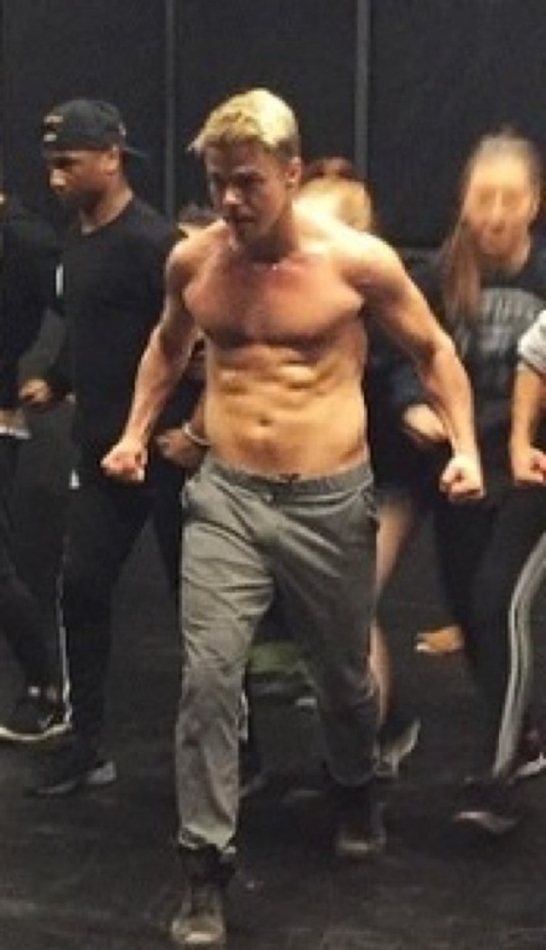 1206_derek_hough_shirtless11
