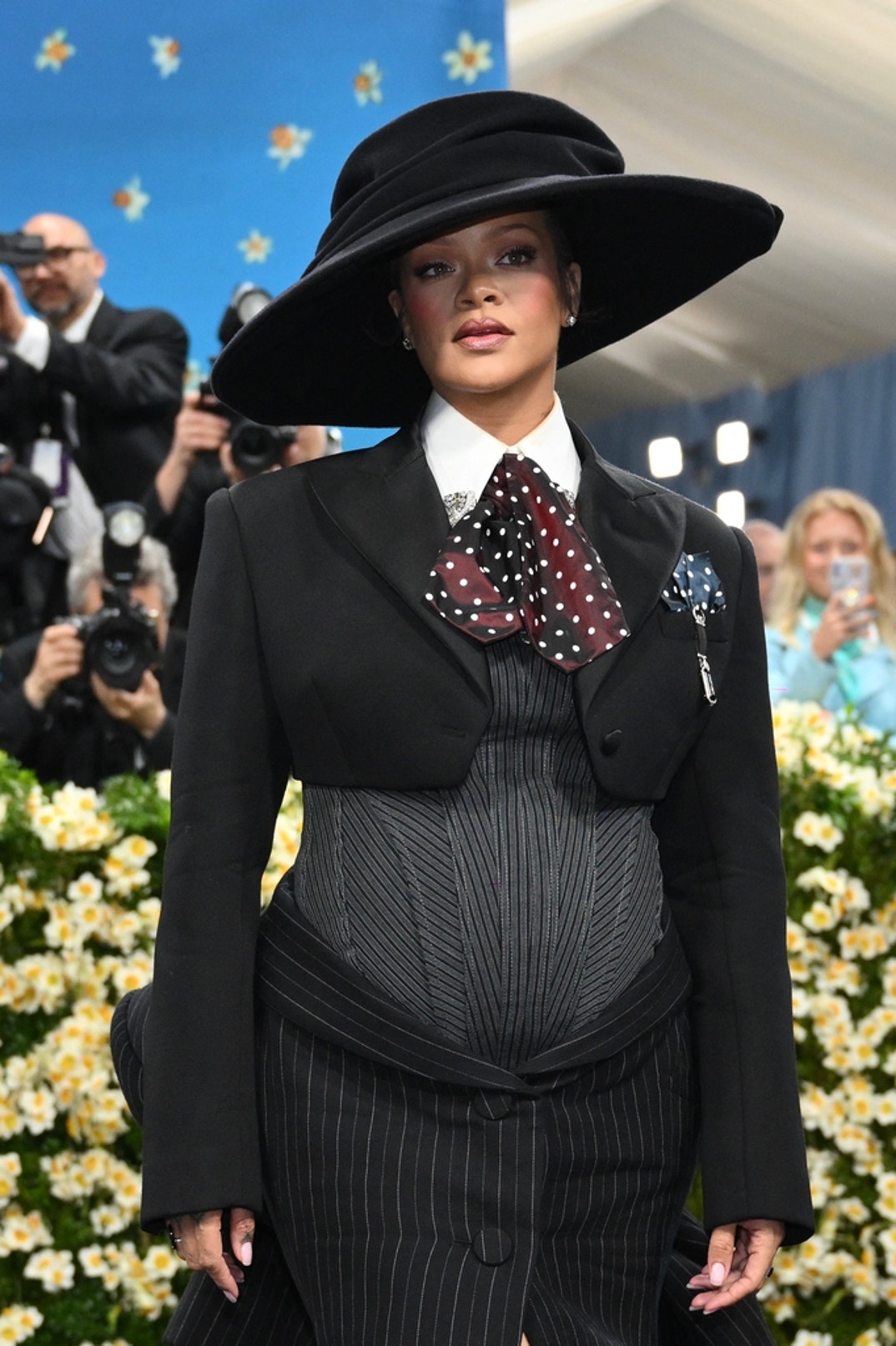 RiRi fearlessly took maternity fashion to a new level, turning her baby bump into the ultimate accessory.