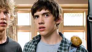 0822-carter-jenkins-memba-them-primary_720