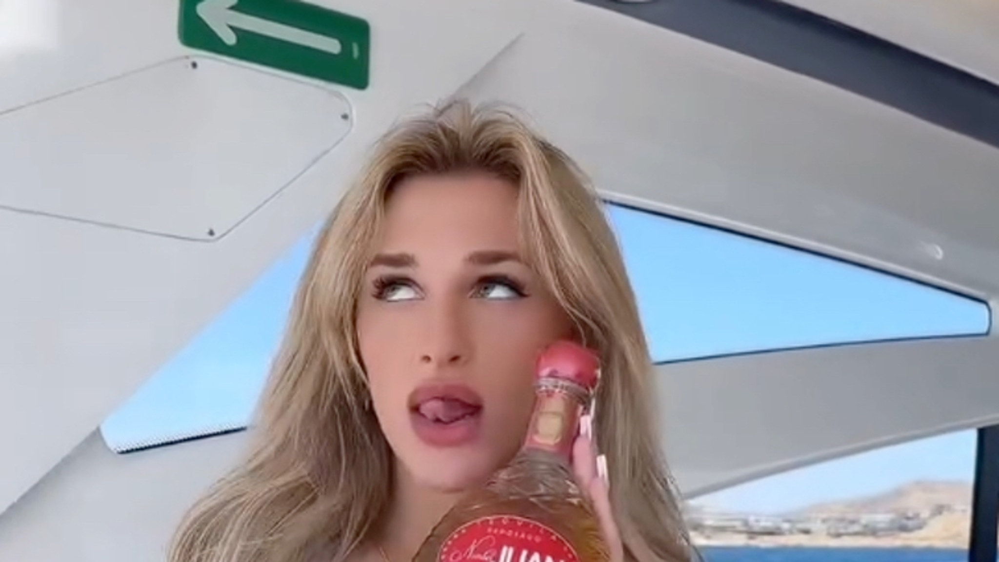 Madi Monroe Hot Shots In Cabo