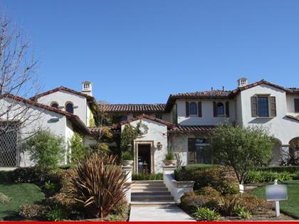 1010_bieber_house_x17