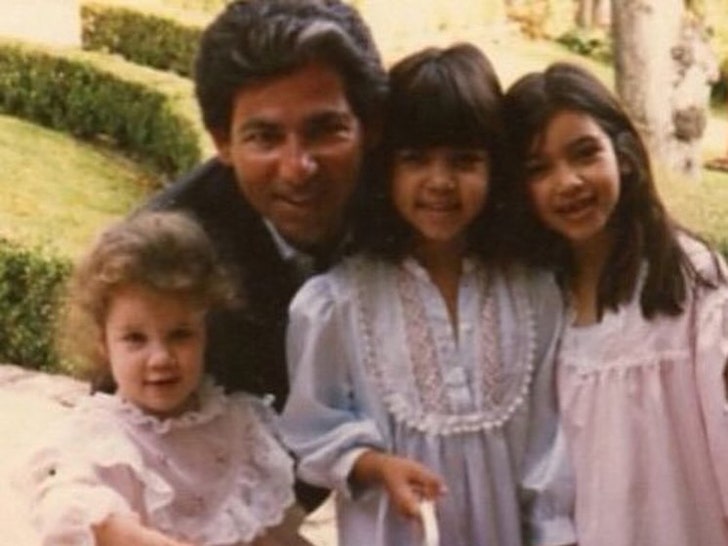 Robert, Khloe, Kourtney, and Kim Kardashian