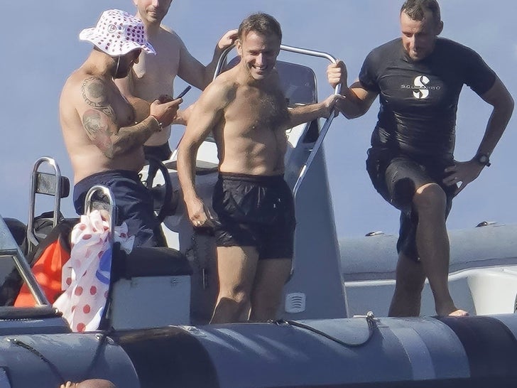 0814-Emmanuel-Macron-SUB-1