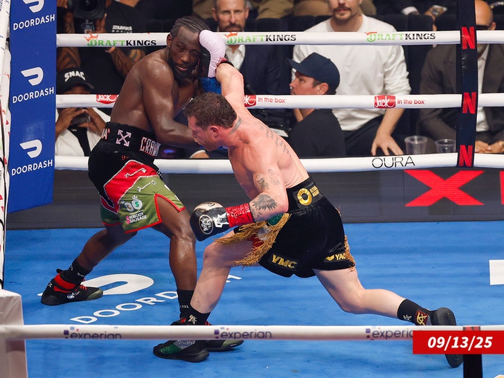 terence crawford canelo alvarez sub getty swipe