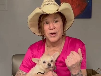 010626_mickey_rourke_primary