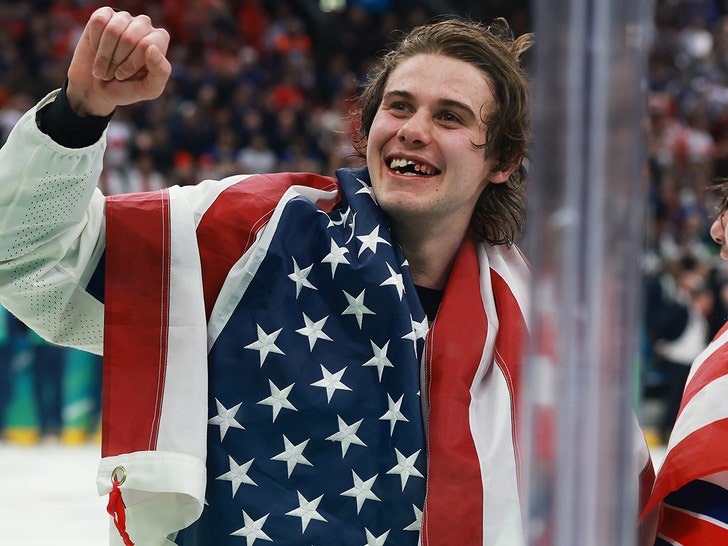 Jack Hughes tanden getty 2