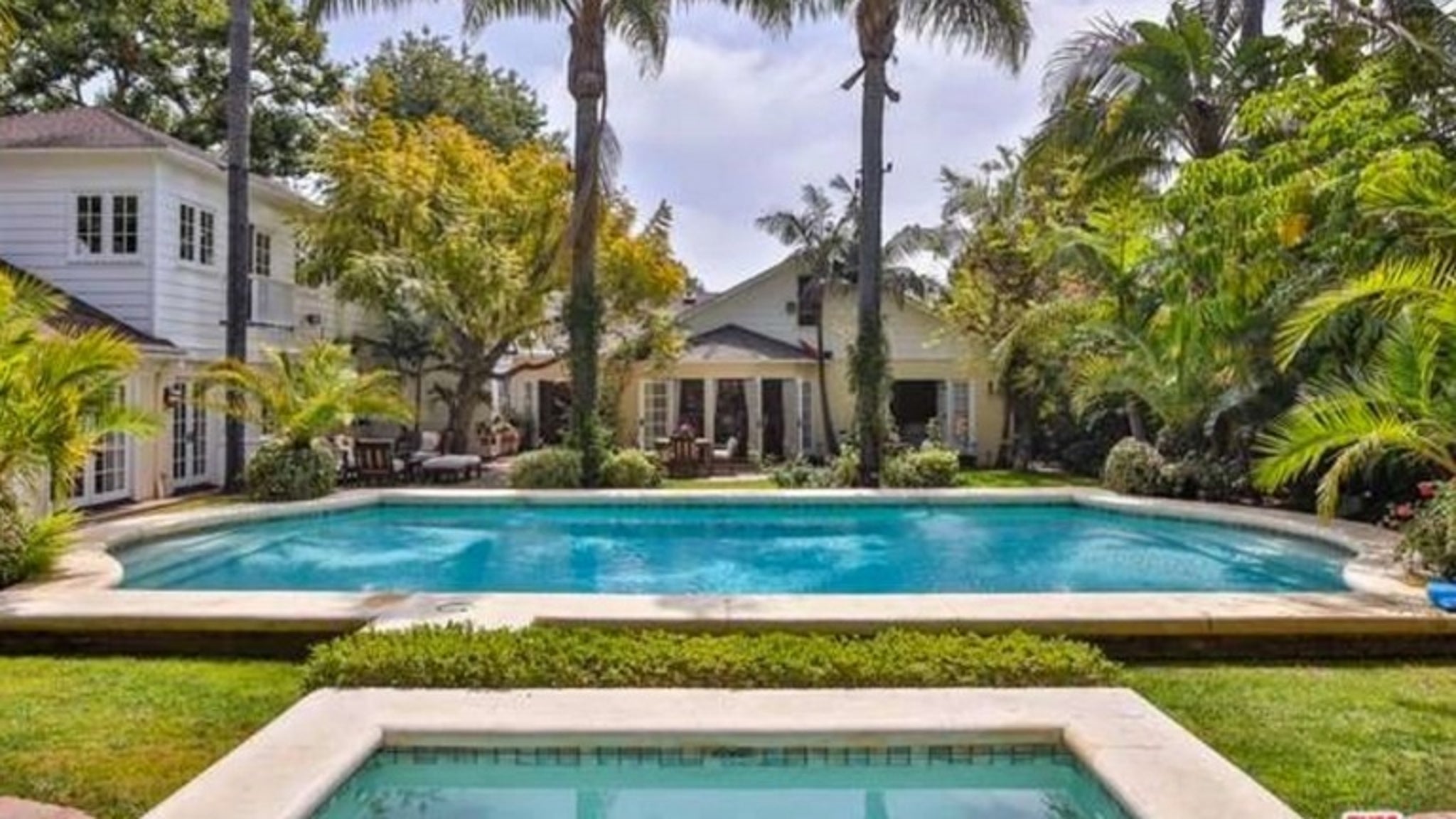 Goldie Hawn and Kurt Russell -- Pacific Palisades Pad For Sale
