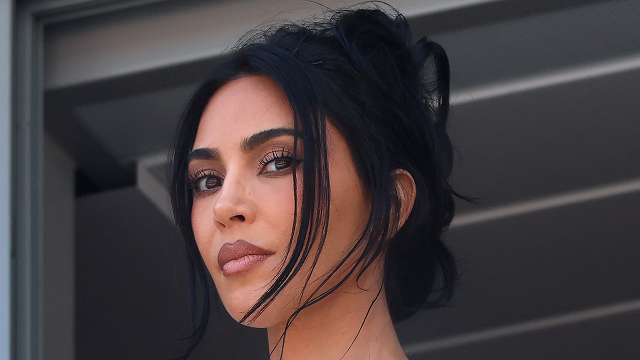 Kim K Fights Alleged Stalker, Says He’s Still Obsessed!