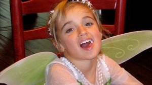1027-Olivia-O'Brien-Cute-Kids-hero