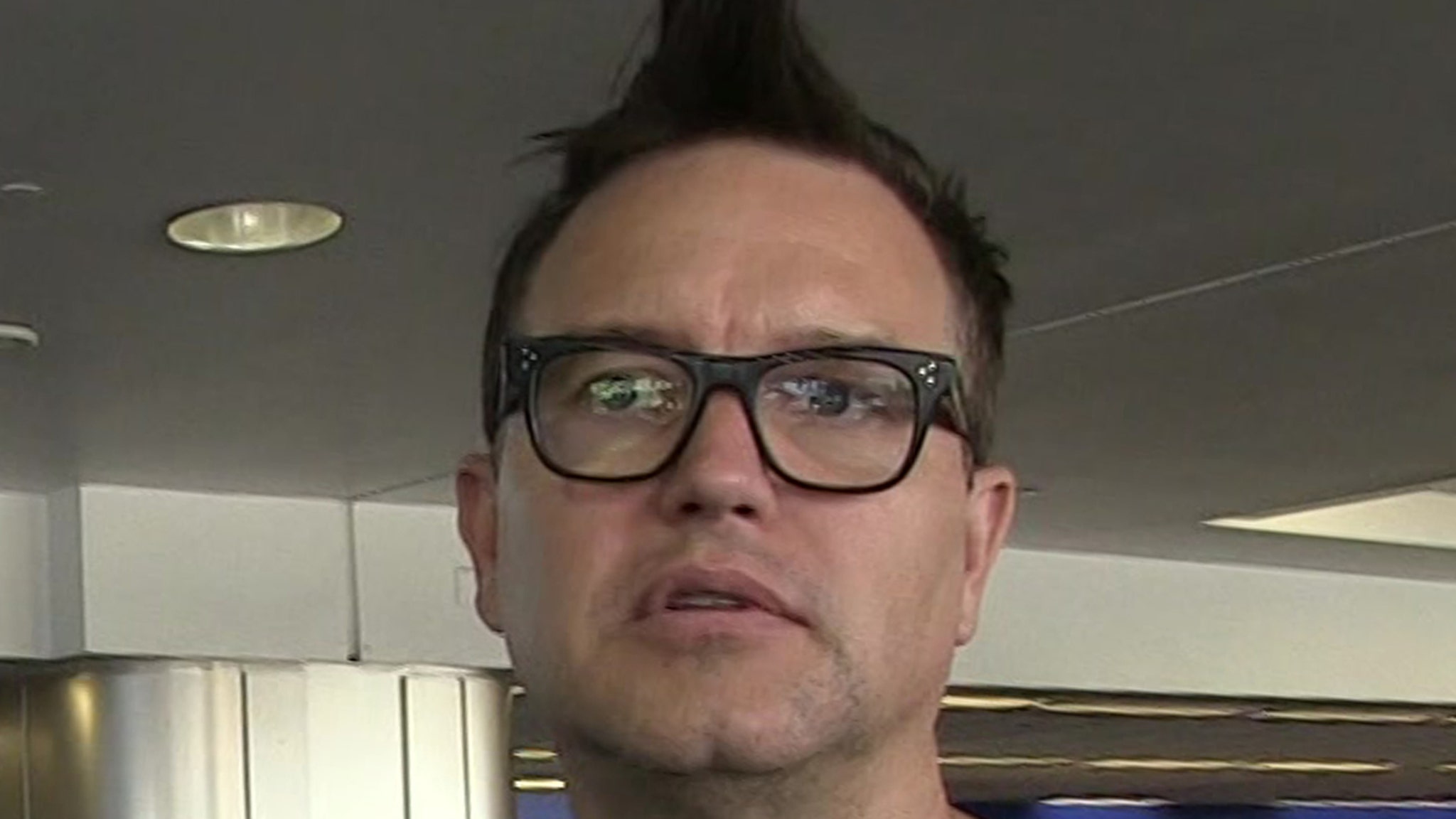 Blink-182's Mark Hoppus Says He's Battling Cancer - TMZ