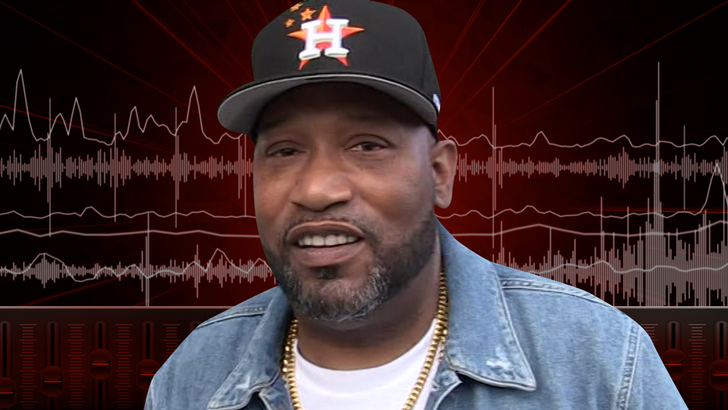 Bun B Hawking Award Winning Trill Burgers at First Ever Hip Hop Food Court