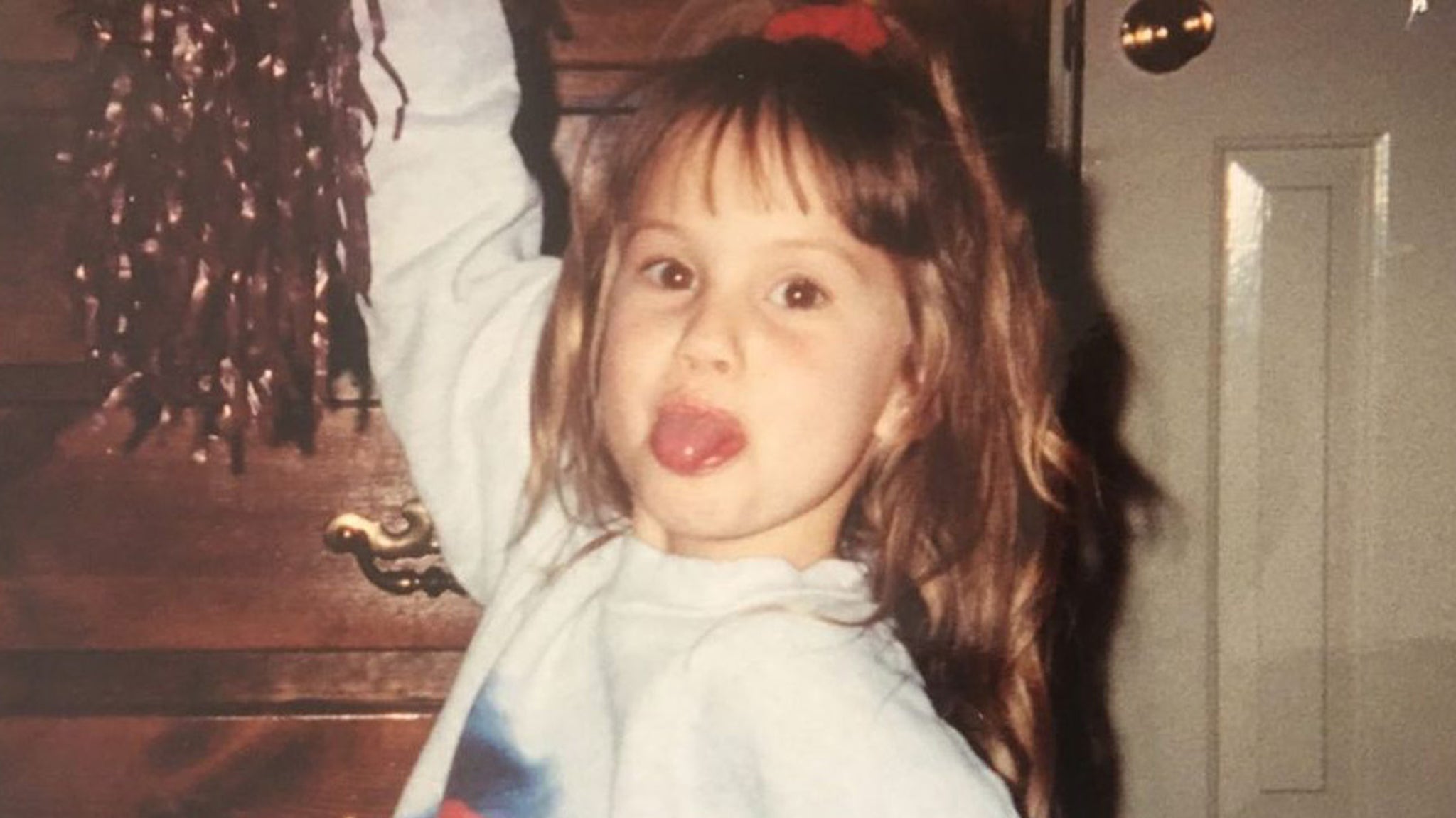 Guess Who This Mini Cheerleader Turned Into!