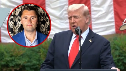 091125_donald_trump_kirk_kal