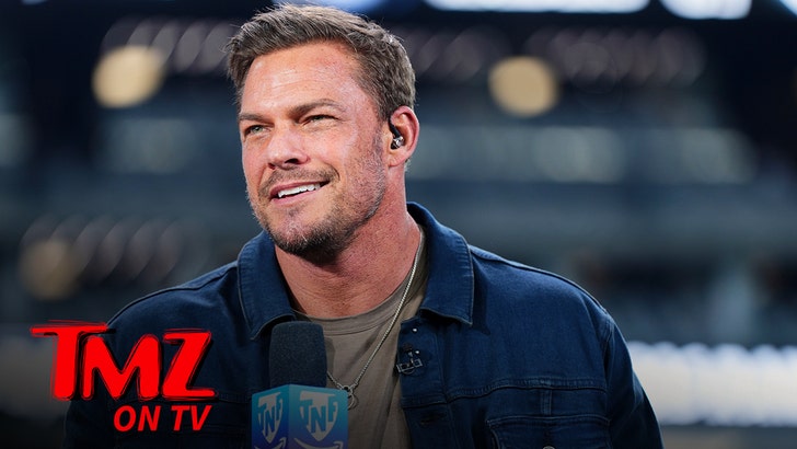 alan-ritchson-tmz-tv