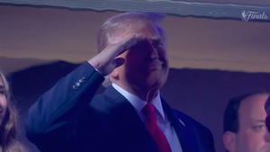 060826_trump_national_anthem_primary