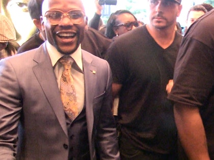 061517_floyd_mayweather_primary