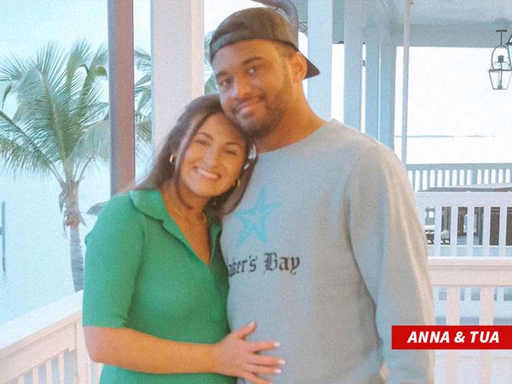 anna gore & tua tagovailoa Annah Tagovailoa-Instagram