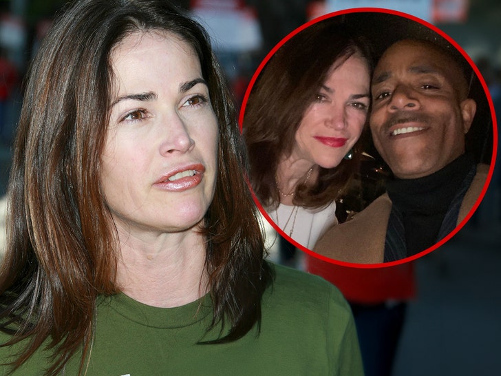 Kim Delaney's Husband Arrested for Allegedly Being Drunk After Flight Incident