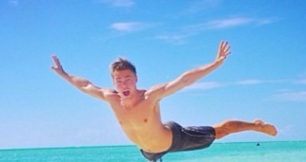 1206_derek_hough_shirtless14