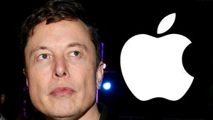 Elon Musk Attacks Apple in Series of Accusatory Tweets