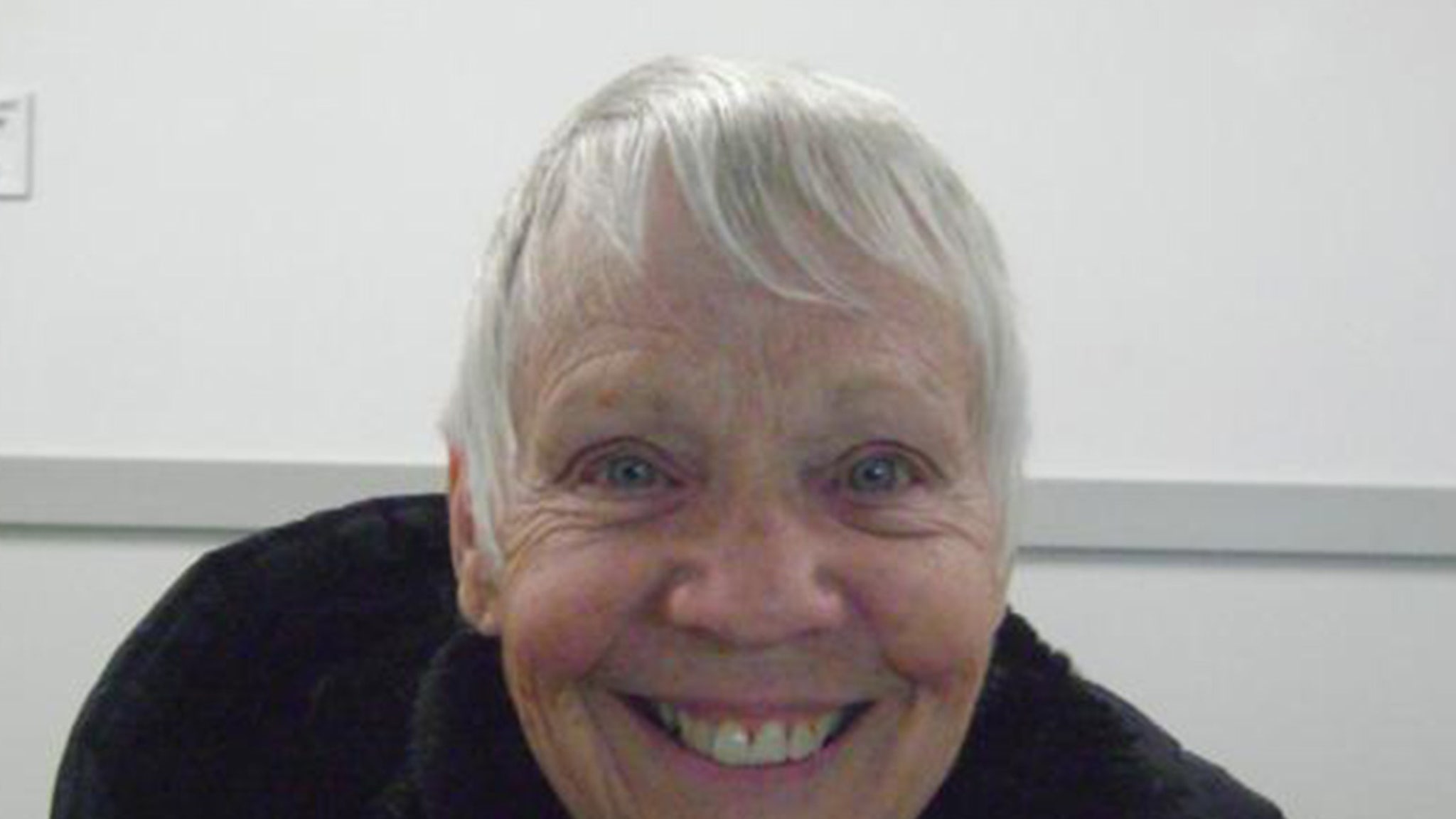 Elizabeth Smart's Kidnapper Wanda Barzee Smiles for Sex Offender Registry Mug Shot